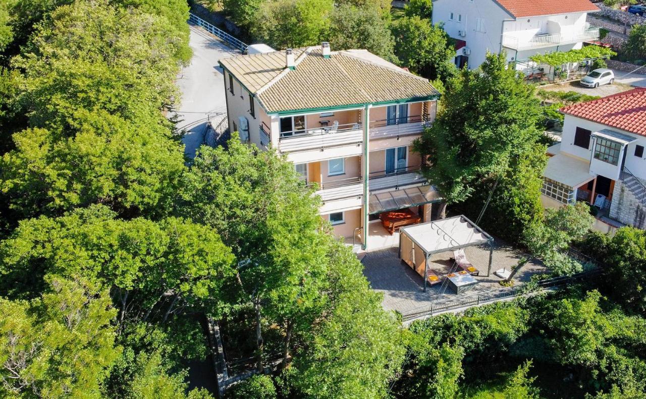 Lukovo Seafront Apartments Экстерьер фото